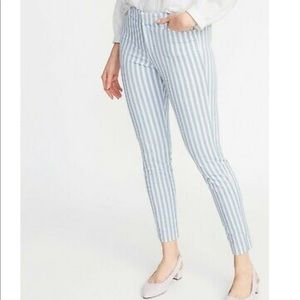 NWT Old Navy High Waisted Pixie Ankle Pants